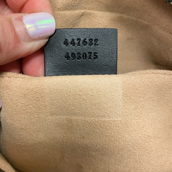 SOLD ON IG ✖️ Gucci Marmont Camera Bag - Picture 5 of 8